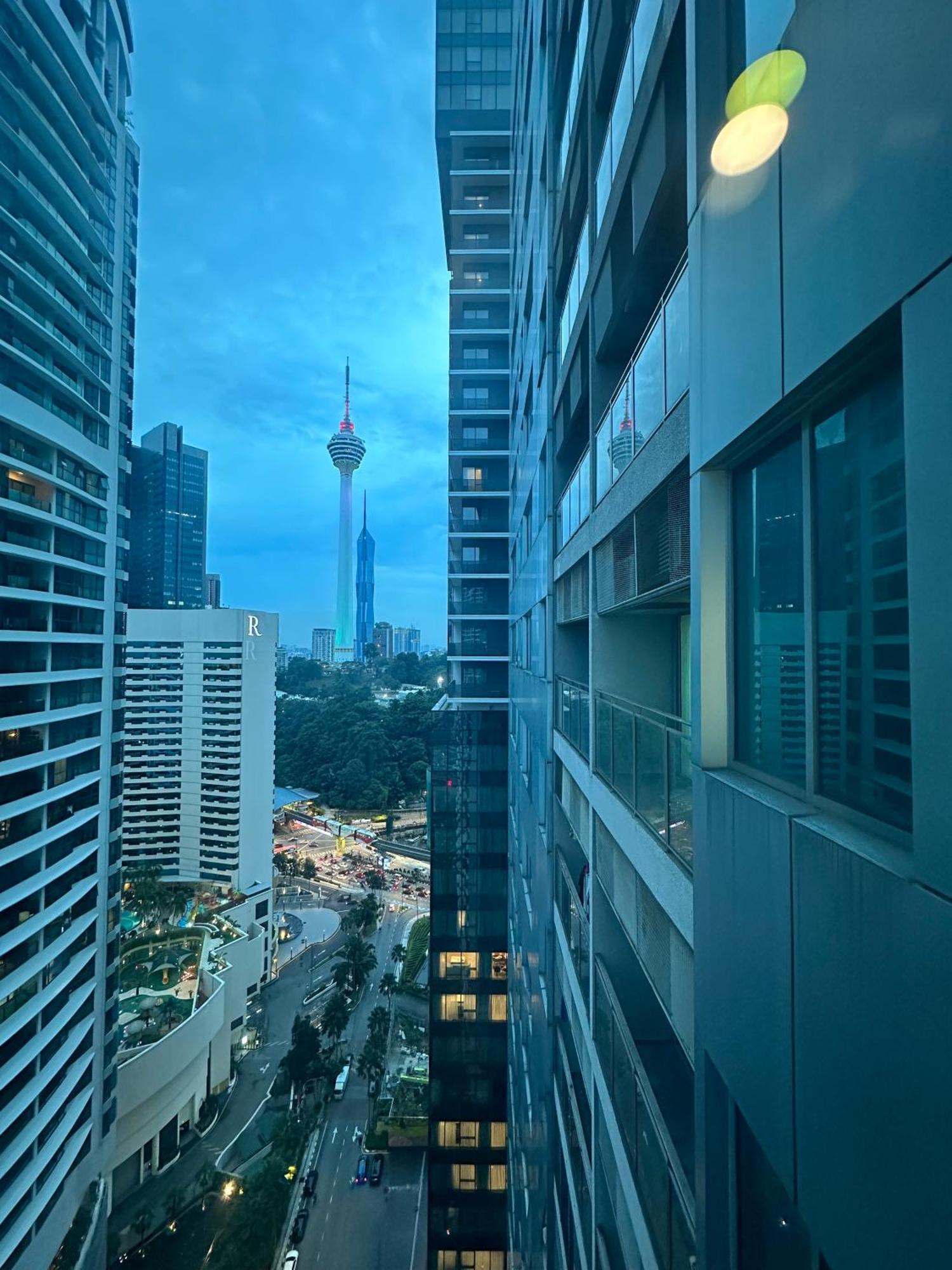 Klcc Dorm Hostel Kuala Lumpur Bagian luar foto