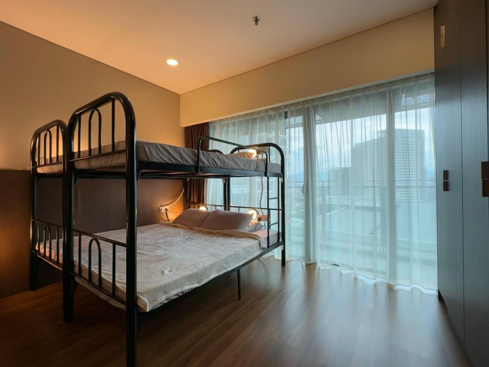 Klcc Dorm Hostel Kuala Lumpur Bagian luar foto